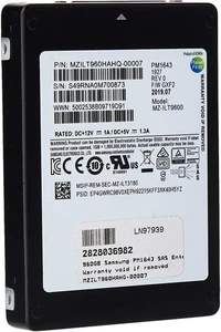 Hard drive Samsung 960GB SSD SAS 12G 2.5" TLC RI MZILT960HAHQ-00007 - Picture 1 of 2