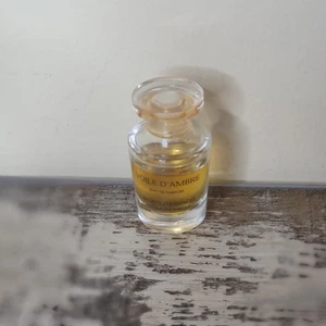 Yves Rocher Voile D'Ambre Travel Size 5ml 0.16 oz  - Picture 1 of 3