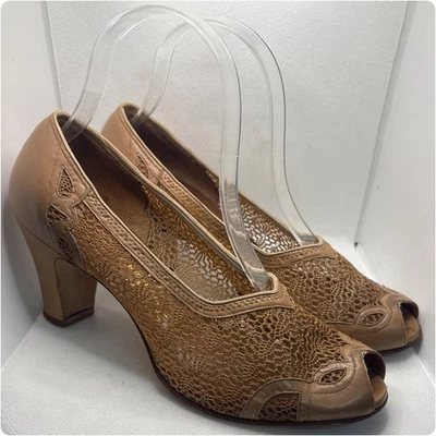 Vintage 1940s Tan Leather Peep Toe Heels - Lace Cut-Outs ' Size 7.5 - Image 1 of 4