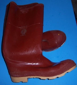 NUOVI stivali Bata uomo taglia 13 gomma rossa gambo acciaio superpoly ANSI Z41 PT99 USA! - Foto 1 di 6