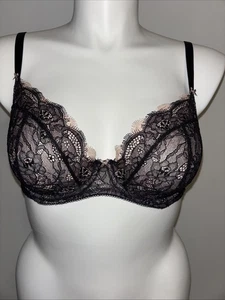 B.Tempted Sultry Sexy Lined Lace Bra 38C Black Lace Covering Beige - Picture 1 of 6