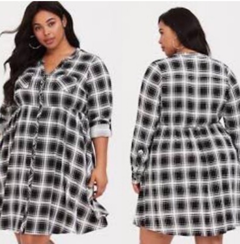 VETEMENTS Abito Camicia Torrid Mini Challis Bottoni Frontali Bianco e Nero Plaid Tg 2