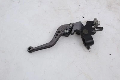 Крепежный кронштейн рычага сцепления Yamaha YZF-R1 00-01 OEM YZF R1 - Изображение 1 из 4