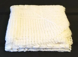 Mantón bebé blanco vintage manta bautizo usado en excelente estado 36" x 36" color marfil - Imagen 1 de 7
