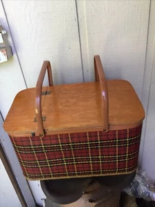 Vntg, Redmon Picnic Basket Peru, Ind. w/ Shelf/Very Good Solid Condition - Picture 1 of 10