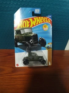 2025 Hot Wheels HW DIRT 7/10 Ford Model A Custom '31 140/250 (Dark Green) 🆕 - Picture 1 of 6