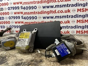 TOYOTA HILUX AIRBAG KIT SEATBELTS DASHBOARD NO STEERING - Picture 1 of 4