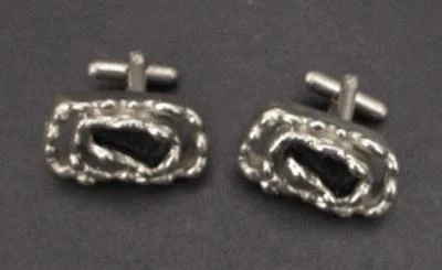 GEMELOS DE PELTRE MODERNISTA BRUTALISTA DE COLECCIÓN DE DISEÑO ARTESANAL ARTESANAL Foto 1 de 4