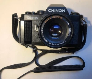 Chinon CM-5 35mm SLR Film Camera & 50mm Lens 1:1.9 W Grip Attachment - Picture 1 of 15