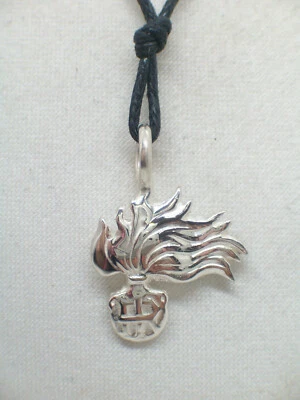 COZZI GIOIELLI Fiamma dell'Arma dei Carabinieri : Ciondolo in Argento 925 - Pendente mis. media