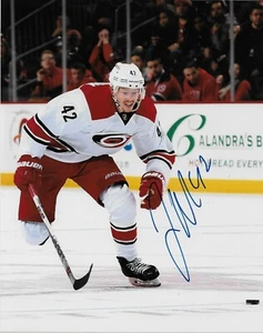 Foto original autografiada de los huracanes de Carolina Joakim Nordstrom 8x10 - Imagen 1 de 2