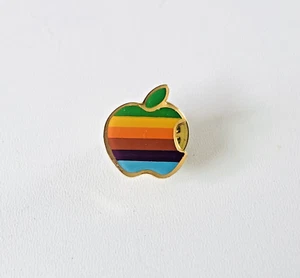 Apple Mackintosh Logo, Vintage 1980's Rainbow Enamel Pin Badge - Picture 1 of 2