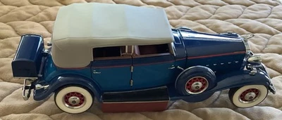 FRANKLIN MINT 1932 CADILLAC V-16 SPORT M.I.B. (never Used) - Image 1 of 4