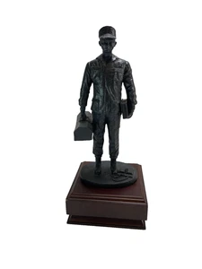 Estatuilla Estatua Masculina Oficial Mantenedor Línea de Vuelo Militar De Colección 14" - Imagen 1 de 11