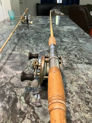 Logotipo de Bulldog Alpino Pflueger Williams 7’ vintage, CARRETE DE PESCA y caña Foto 1 de 4