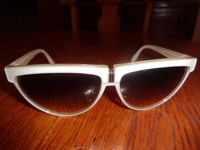 Guy Laroche Paris Vintage Fashion Sunglasses,Brown Tint Made in France - Image 1 of 4