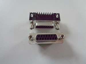 D-Sub 15 Positionen Buchse rechter Winkel Lötstift (2 Stück) Molex 0482016146 Neu  - Bild 1 von 2