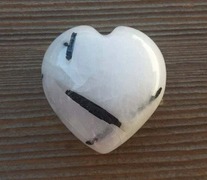 NATURAL TOURMALATED QUARTZ GEMSTONE PUFFY HEART 40-45mm - Picture 1 of 5