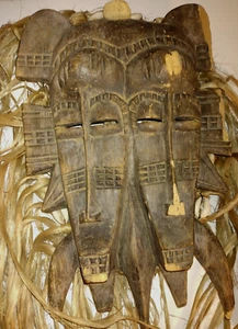 Vintage African Mask ~ Hand Carved Senoufu Kpelie Double Face Mask - Picture 1 of 6