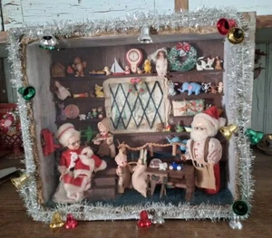 Rare Vintage Christmas 1950s Diorama shadow box Sants Workshop,Elves,Toys 15×17" - Picture 1 of 21