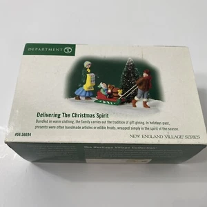 Trineo de nieve vacaciones Dept 56 Delivering the Christmas Spirit 56.56694 Nueva Inglaterra - Imagen 1 de 6