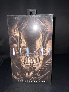 NECA Aliens Ultimate Edition 7 inch Action Figure NIB Egg Facehugger New In Box - Picture 1 of 6
