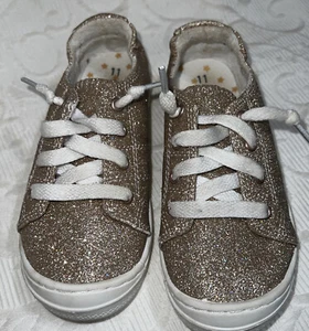 Gold Girls Wonder Nation Tennis Shoes Size 11 - Picture 1 of 7