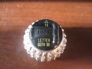 IBM 12 passo lettera gotica 96 selectric iii elementi - Foto 1 di 3