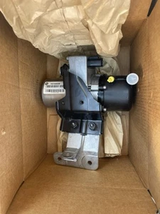 Electric Power Steering Pump Motor for 2014-15 Dodge Durango/Grand Cherokee  NEW - Picture 1 of 13