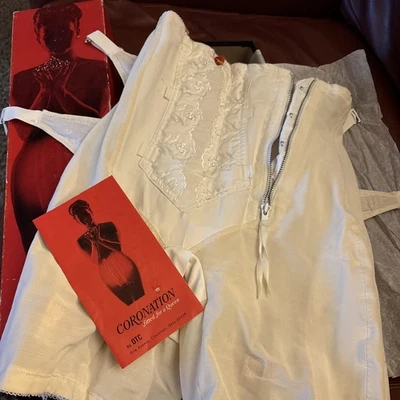 Vintage Coronation Girdle-Corset ORIGINAL RED BOX M 1967 W/ Instructions 39 Hips - Image 1 of 4