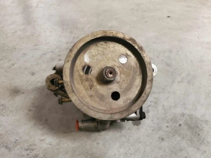 1994-1997 Acura Integra 1.8L FWD Power Steering Pump OEM With Warranty - Image 1 of 4