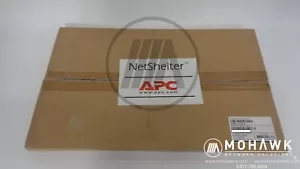 New SEALED APC AR8101BLK 19" RACK BLANKING PANEL KIT - BLACK 15 U - Picture 1 of 2