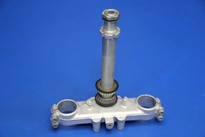 96-20 DR650SE DR 650 2007 abrazadera de dirección inferior triple árbol soporte soporte vástago Foto 1 de 4