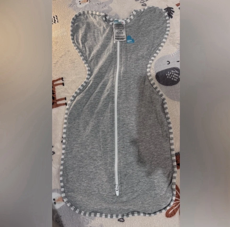 Envoltura original Love to Dream Swaddle UP - gris - recién nacido (5-8,5 libras) nueva Foto 1 de 1