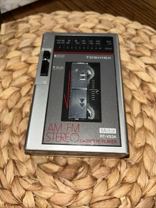 Radio Cassette Reproductor Toshiba RT-VS3 De Colección RADIO No Reproduce Cintas - Imagen 1 de 1