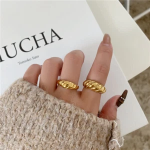 Woman 18k Gold Plated Stainless Steel Croissant Twist Band Ring Joint Ring 5-10 - Picture 1 of 5
