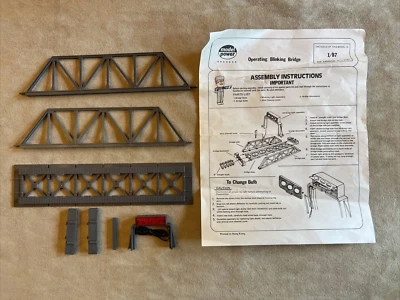 Vintage Model Power Operating Blinking Bridge 9” HO Scale - Image 1 of 4