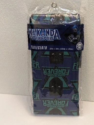 Mantel de plástico para fiesta de cumpleaños Marvel's Black Panther Wakanda Forever 52"x70" Foto 1 de 1