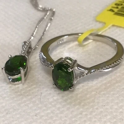 Conjunto de solitário diópsido cromado russo: anel (tamanho 6), pingente e corrente TCW 1,60 ct - Imagem 1 de 4