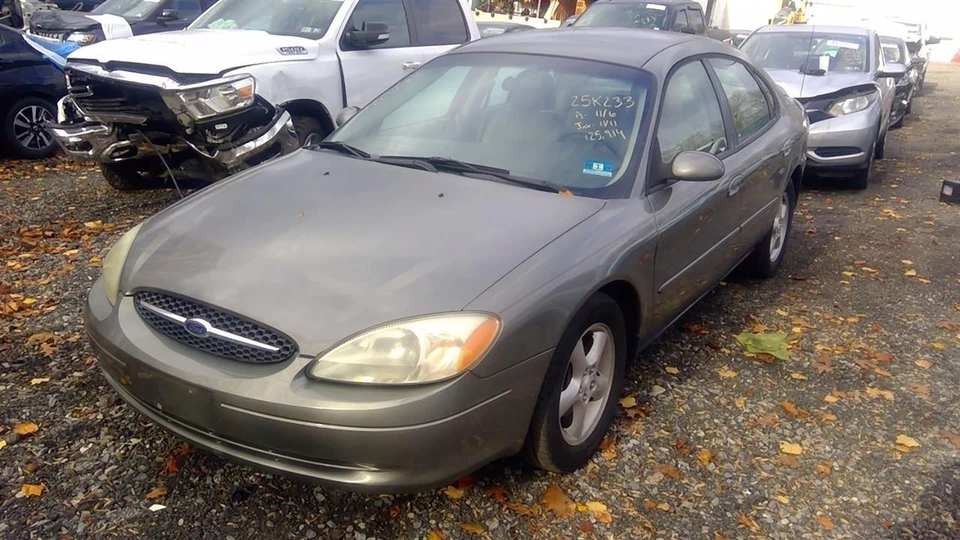 Used Fuel Tank fits: 2001 Ford Taurus  Grade A Foto 1 de 4