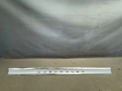 Chevy Impala 1964 maletero moldura apliques cubierta tapa cala letras emblema fabricante de equipos originales Foto 1 de 4