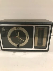 GE Vintage Alarm AM FM Radio Working 7O’s/80’s - Picture 1 of 6