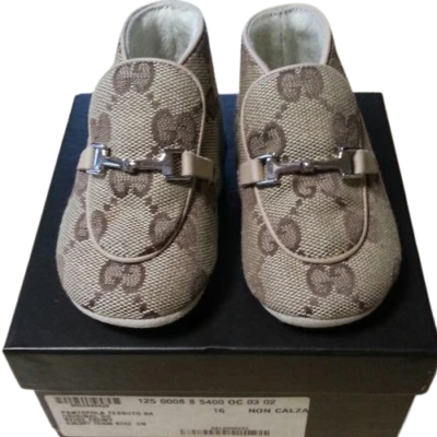 Gucci Zapatos de Bebé Primeros Zapatos Horsebit GG Monograma Mocasín Beige Talla 16 Foto 1 de 4