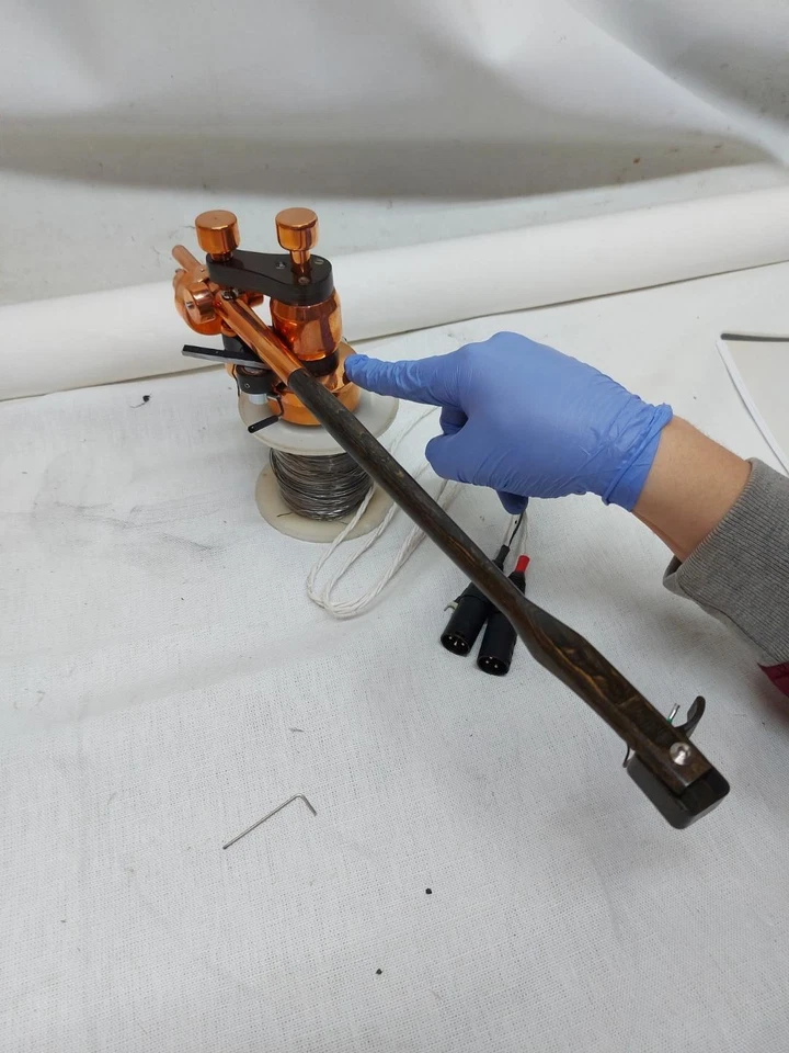 Brazo Robert Fuchs 14 pulgadas Foto 1 de 4