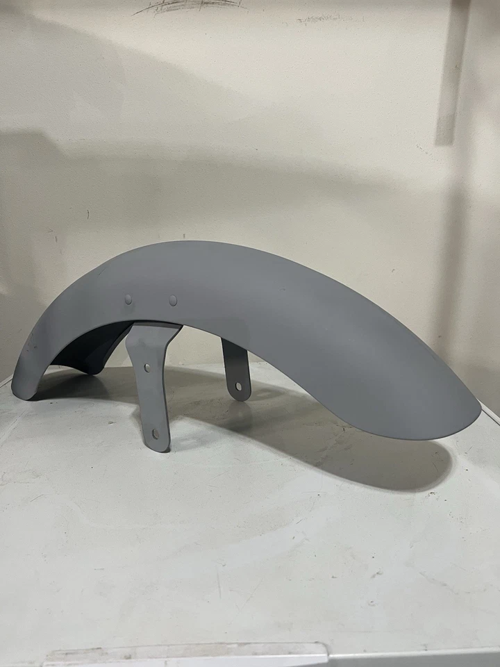 03-17 Victory Vegas Front Wheel Fender - Image 1 of 1