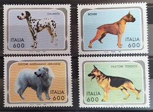 ITALIA 1993 ANIMALI DOMESTICI CANI Chiens Dogs Hunde Perros 4 francobolli MNH** - Imagen 1 de 1