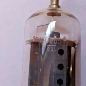 Valvola - tube 25DQ6B NOS Elektroindustrija - 10x pack - set da 10 pezzi - Bild 1 von 1