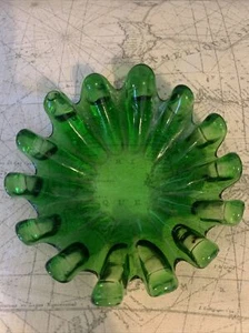 VINTAGE MCM Green Blown Glass Ashtray/Trinket/Candy Ruffled Rim Dish 5” - Picture 1 of 7
