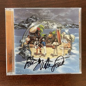 The Beach Boys SIGNED “Keepin’ The Summer Alive / Beach Boys” CD - Mike Love - Picture 1 of 8