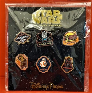 Disneyland Star Wars 2015 Film 6 Trading Pin Set THE FORCE AWAKENS Neuwertig Rarität - Bild 1 von 4